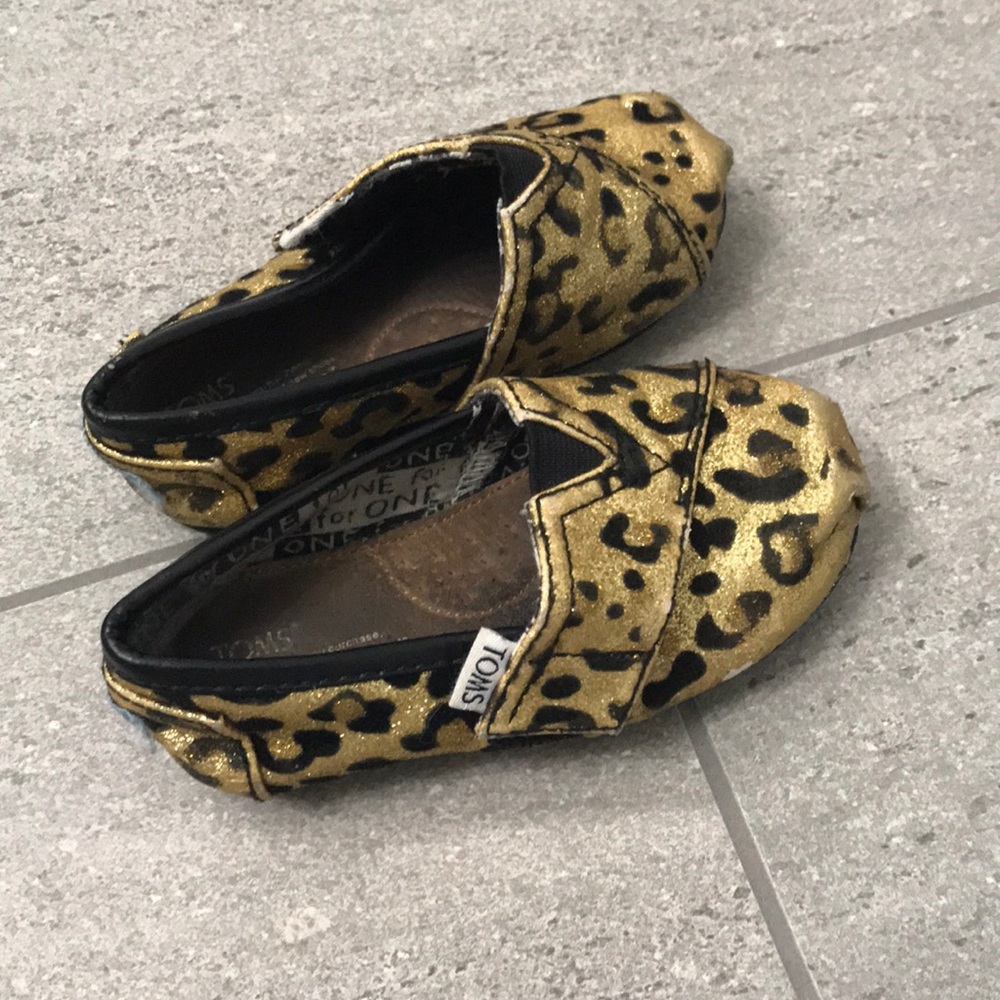 Toms shoes - Picture 2 of 5